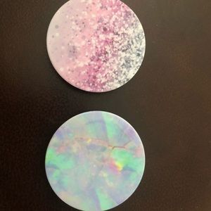2 Pack of Pop Sockets